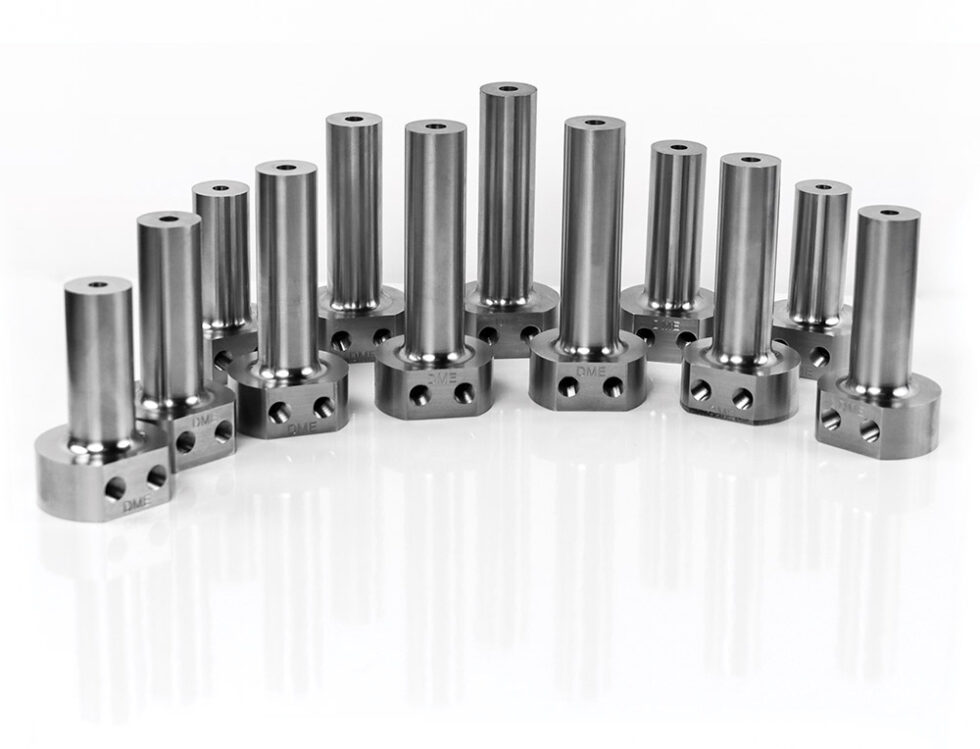 Cool_Sprue_Bushing-groupshot